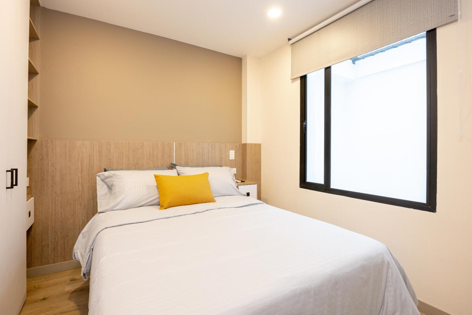 Aparta Estudio En El Poblado - Ac Y Wi Fi * Medellín